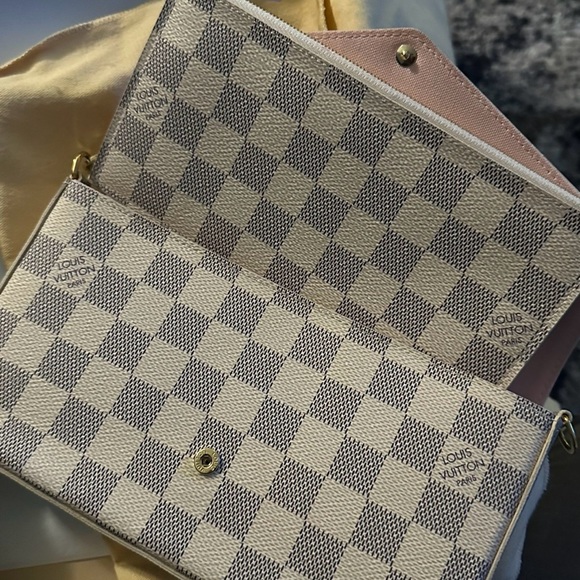 Authentic Louis Vuitton Azur Felicie Pochette - Picture 9 of 14